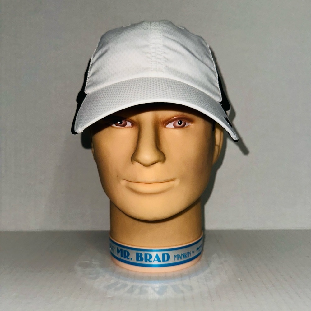 Nike Dri-Fit Golf Club Cap Hat Style FD9790-101 Size M/L